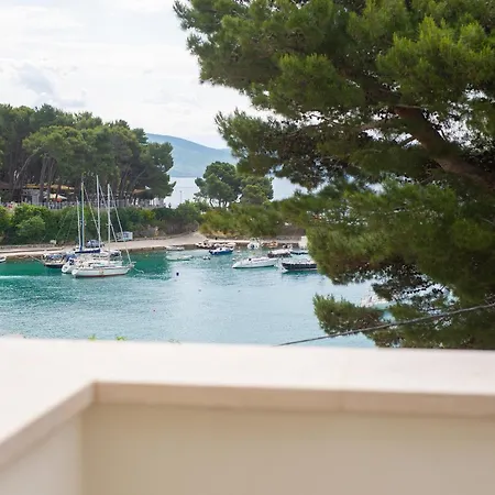 Portella 4*