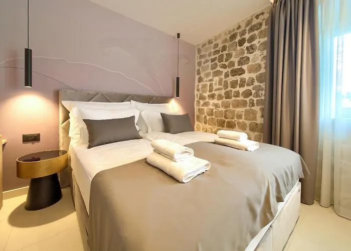Portella Bed & Breakfast 4*