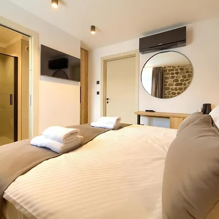 Bed & Breakfast Portella 4*